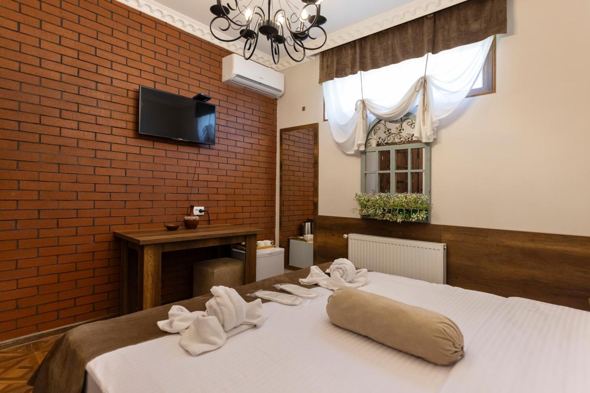 Hestia Boutique Hotel Gori Exteriör bild