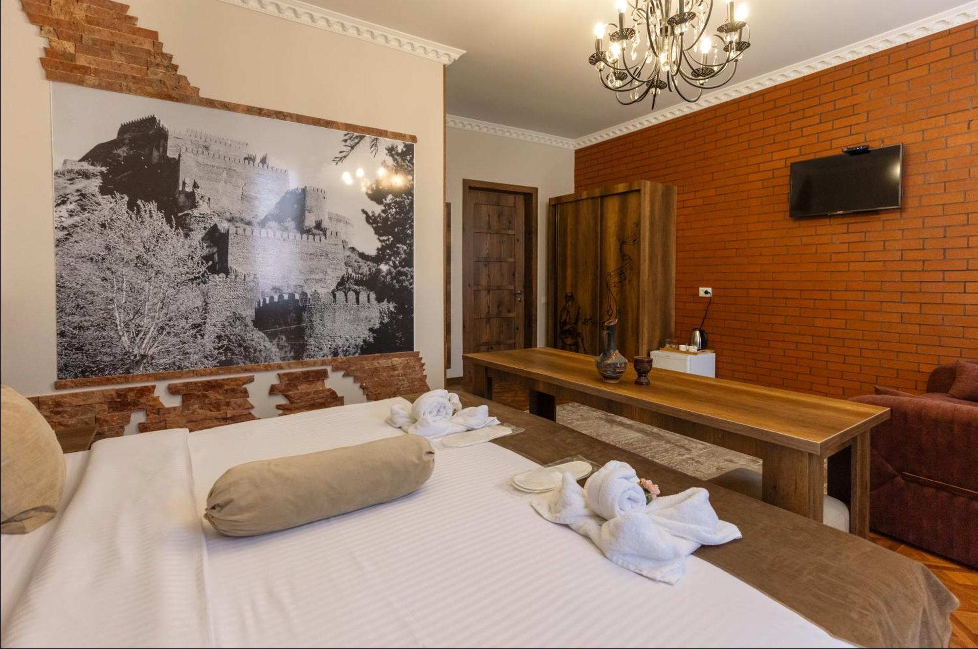 Hestia Boutique Hotel Gori Exteriör bild